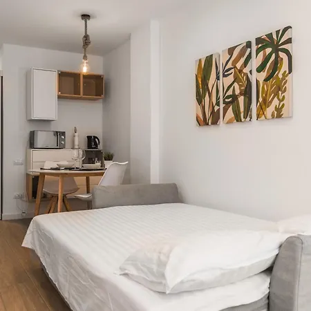 104 En Playa De Canteras *